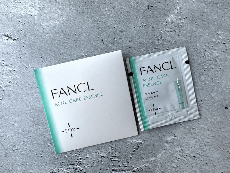 ファンケル「アクネケア エッセンス」の商品画像。