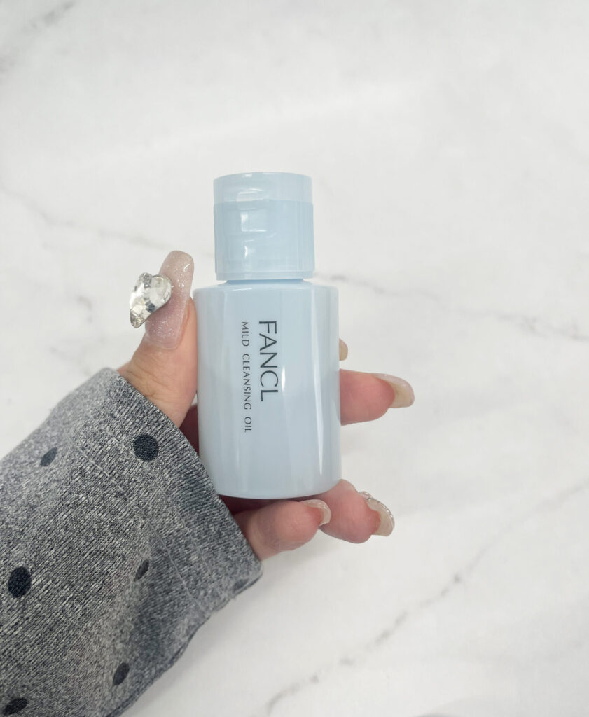 クレンジングオイルの写真